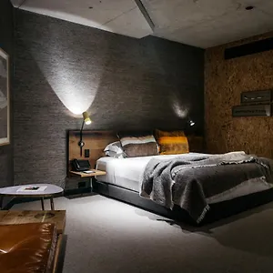 Ovolo Nishi Отель