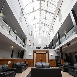Madison Capital Executive Aparthotel